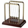 Newtonsches Pendel Tischspiel Gold Braun Messing